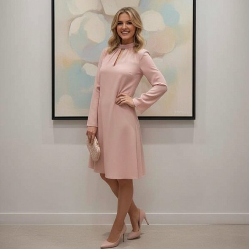✨NWT!✨Everly Mauve Long Bell Sleeves Keyhole Neck Shift Dress-S